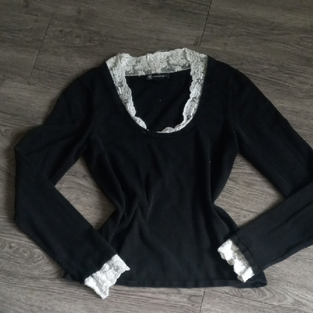 Women's Black Lace Trim Top
